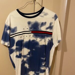 Tommy Hilfiger Navy and White T-Shirt